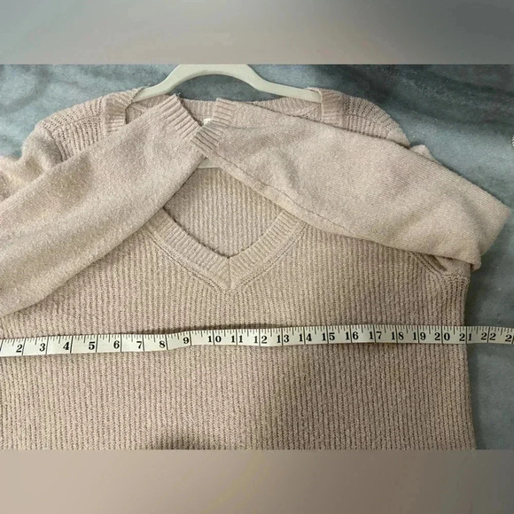 Market & Spruce Light Pink Long Sleeve V neck Ribbed Pullover Sweater Size M - Picture 8 of 10